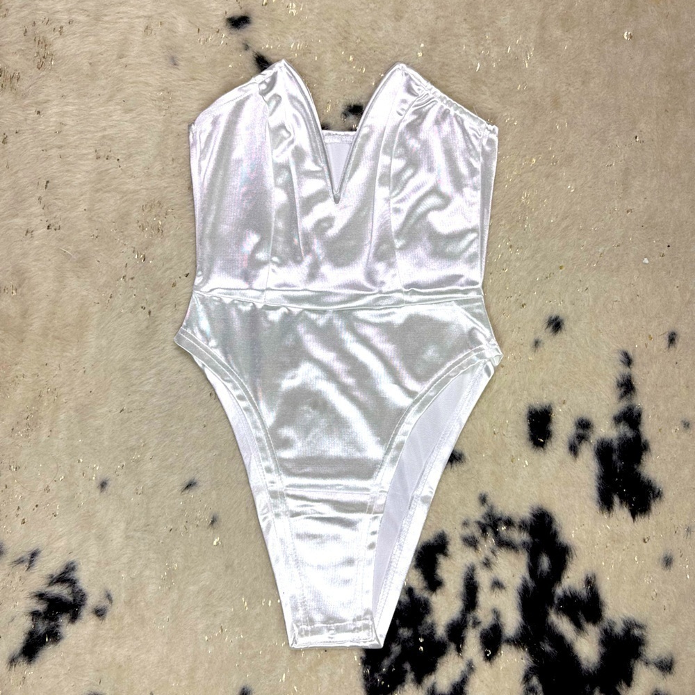 Women’s White Playboy Underwire V Neck High Rise Reflective Strapless Bodysuit